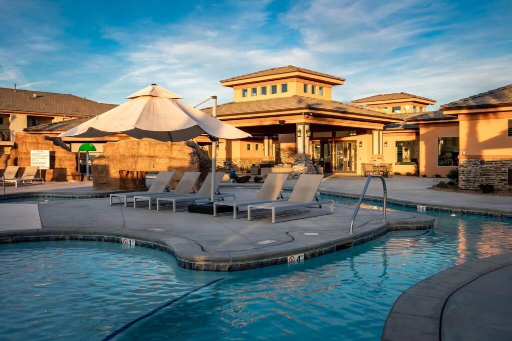 Discover Zion Mountain, Private Hot Tub-3 Bedroom Hurricane Exterior foto